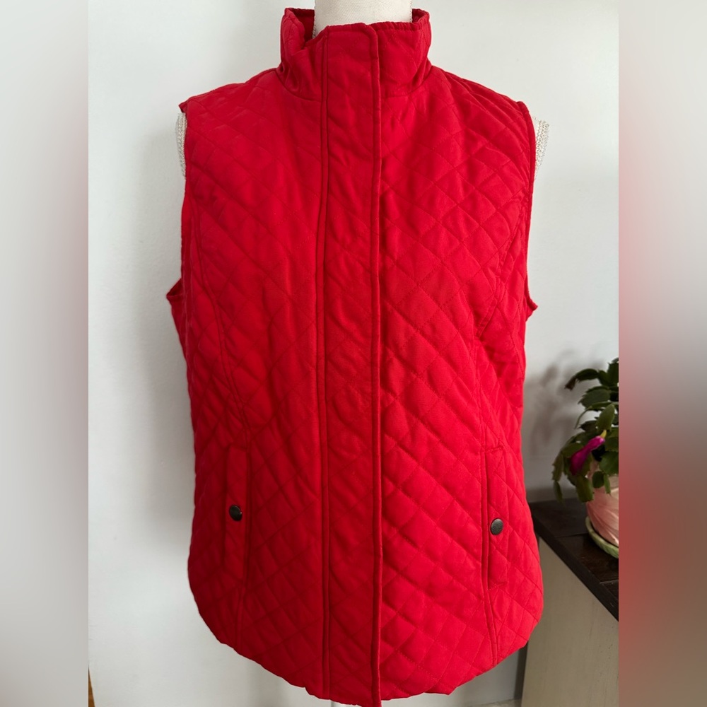 Christopher & Banks new with tag red snap quilted vest size medium
